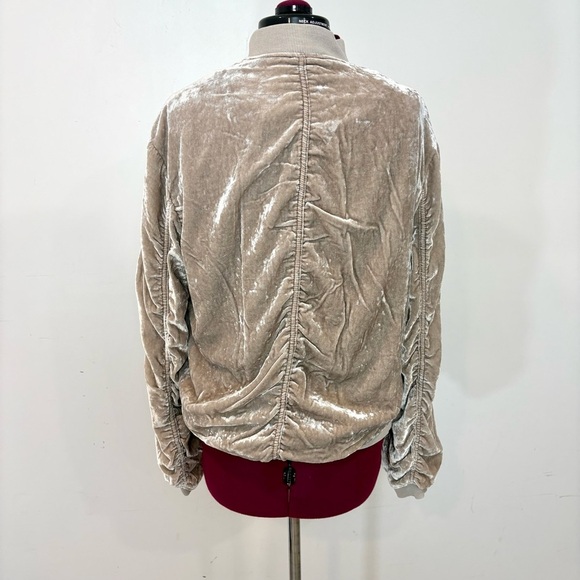 Free People Ruched Velvet Bomber Jacket   sz 8 - Picture 4 of 12